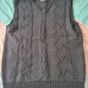 Classic Men's Charcoal V-Neck Cable Knit Sweater Vest